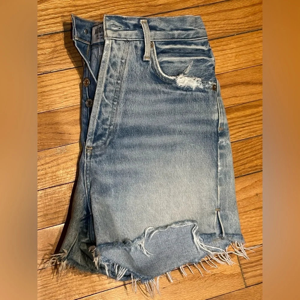 AGOLDE Dee Ultra High Rise Shorts (Ricochet wash) - Picture 5 of 7